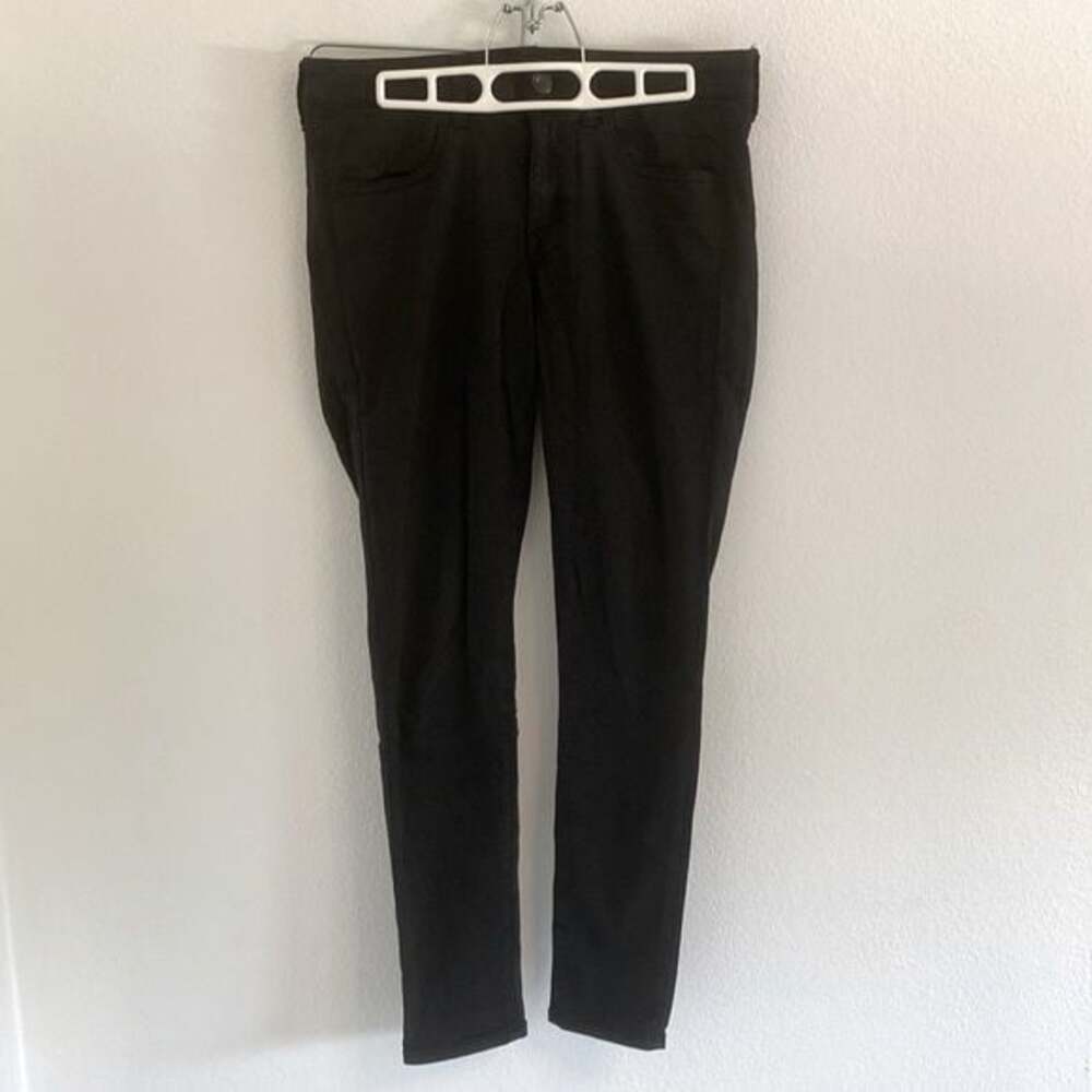 Size 8 American Eagle Jeans